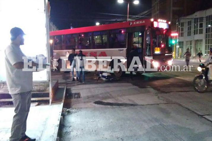 El accidente se produjo en la intersección de Belgrano y Rivadavia