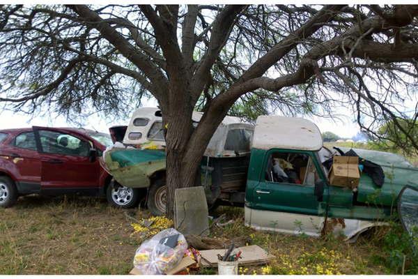 Un bebeacute resultoacute herido en un choque entre dos camionetas