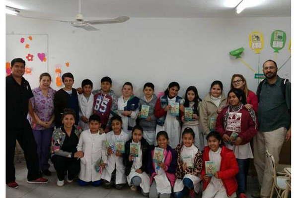 El Prosane realizoacute controles a los nintildeos de la Escuela M Belgrano