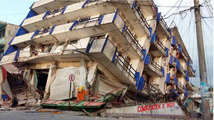 Ya suman 35 los muertos por el terremoto en México