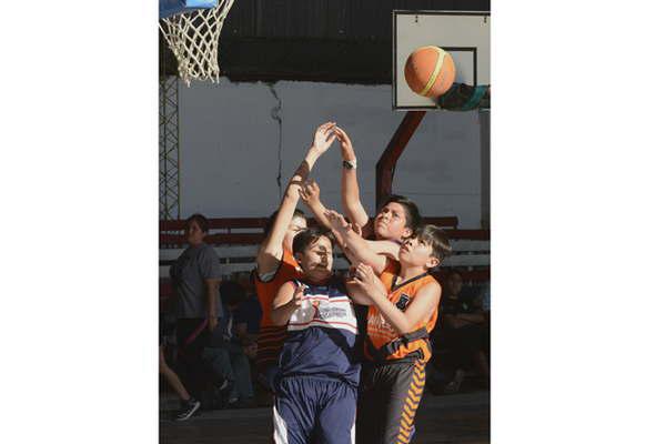 Prosigue la seacuteptima fecha de las divisiones formativas