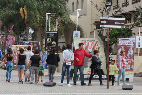 Las Termas viviraacute un nuevo fin de semana colmada de turistas