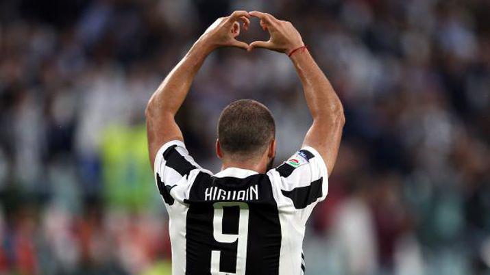 Higuain y Dybala sellaron la goleada de Juventus