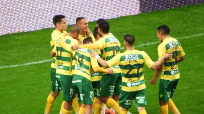 El Halcoacuten le ganoacute al Pincha con un gol sobre el final