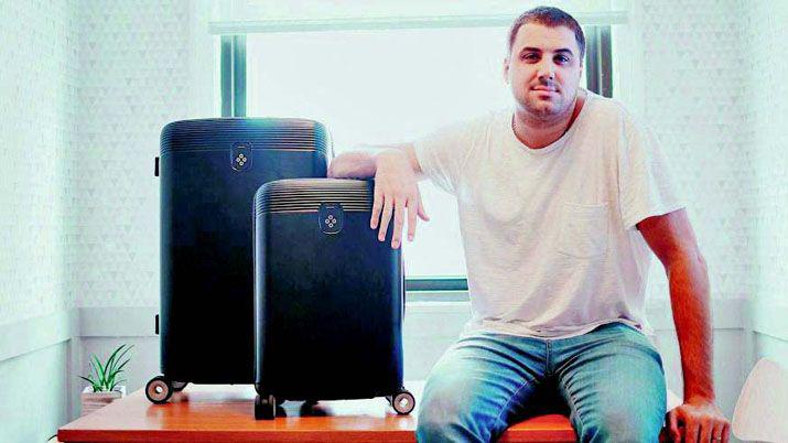 La historia de las valijas inteligentes con las que viaja Usain Bolt