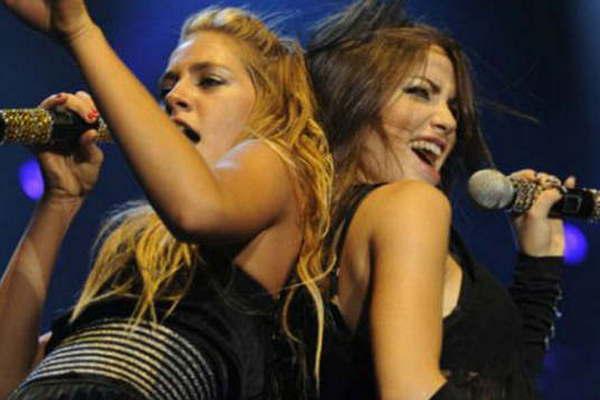 La ex Casi Aacutengeles quiere cantar con Lali Espoacutesito