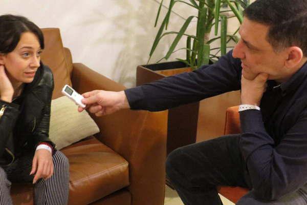 Nahiara Awada iacutentima se defiende  