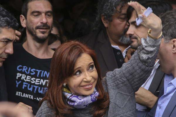 Cristina pidió que toda la oposición la vote en octubre
