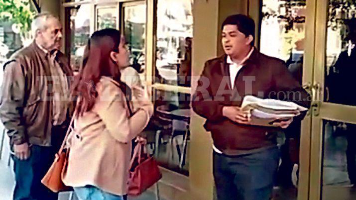 Diputado de Cambiemos le arrebatoacute documentacioacuten a la apoderada porque lo dejaron fuera de la lista