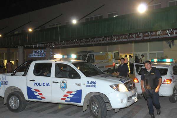 Una nintildea de 3 antildeos fue acuchillada en un violento asalto