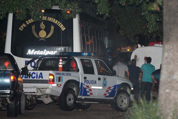 Detienen a 4 policiacuteas de la Patrulla de Caminos acusados de coimas