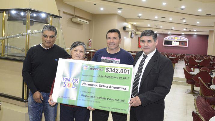 Jubilada ganó ms de  340000 con Bingos del Sol