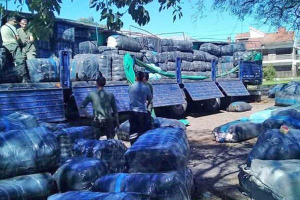 Incautan mercaderiacutea ilegal valuada en maacutes de 17 millones