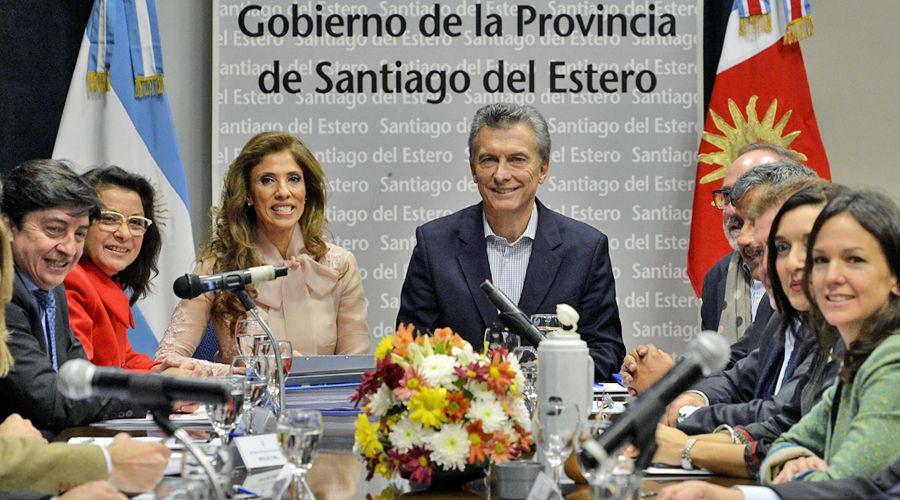 Macri inauguraraacute una planta potabilizadora en Quimiliacute y el comedor de Barrientos en Antildeatuya