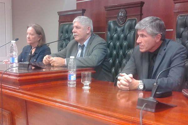 Nueve antildeos de prisioacuten por violar y embarazar a su sobrina adolescente