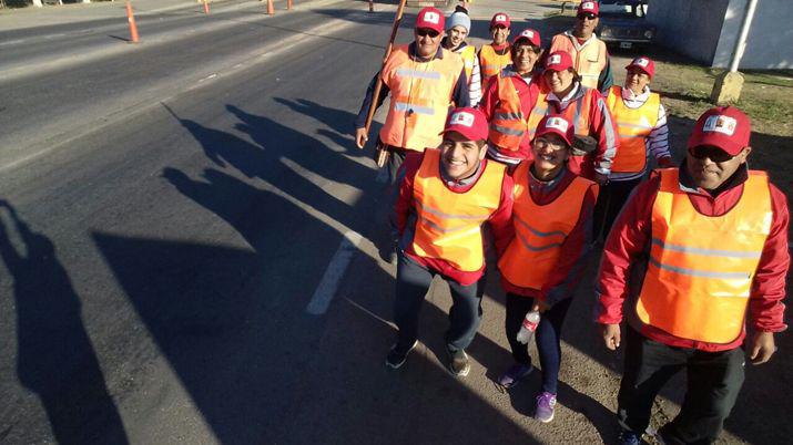 Peregrinos avanzan hacia el encuentro con el Sentildeor de Mailiacuten