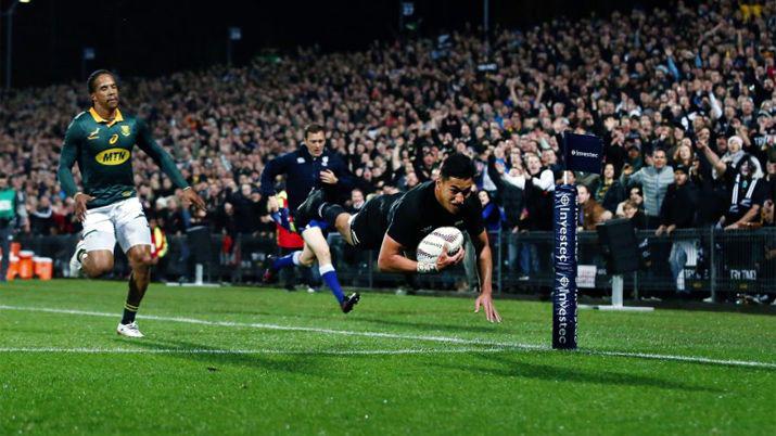 Rugby Championship- Nueva Zelanda aplastoacute a Sudaacutefrica