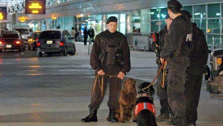Evacuaron el aeropuerto de Ezeiza por una falsa alarma de bomba