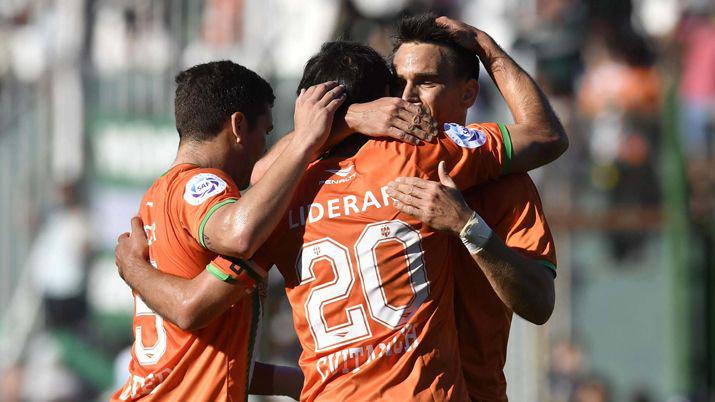 Banfield vencioacute con solidez a un Racing alternativo