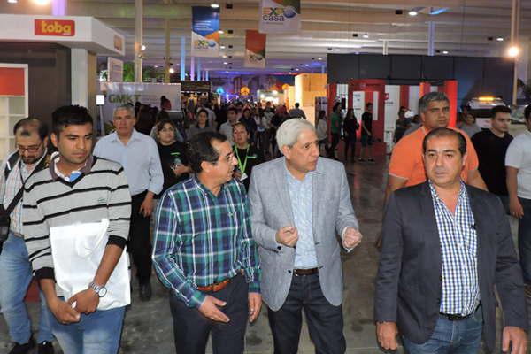 El vicegobernador Neder participoacute del cierre  de la Expo Casa y Decoracioacuten en el Nodo