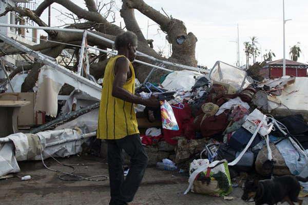 Despueacutes del Irma el Caribe se prepara para la tormenta Mariacutea