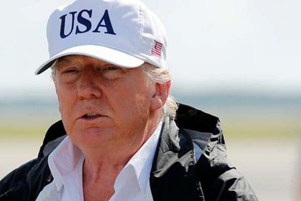 Trump se burla de Kim Jong-un y por Twitter al llamarlo hombre cohete