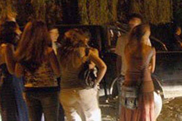 Desalojos y clausuras durante los operativos de nocturnidad en la ciudad