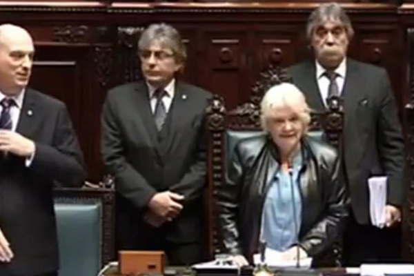 La esposa de Pepe Mujica asumioacute  la presidencia temporal de Uruguay