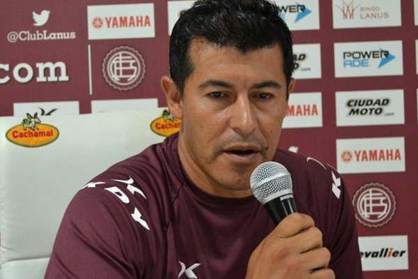 Jorge Almiroacuten iraacute con los mismos jugadores por la revancha