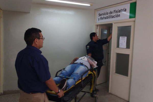 Padre e hijo derraparon cuando regresaban de una rintildea de gallos en la localidad de Vinaraacute 