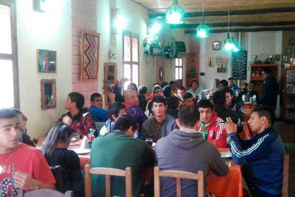 Chicos en rehabilitacioacuten de adicciones hicieron una excursioacuten a Jujuy 