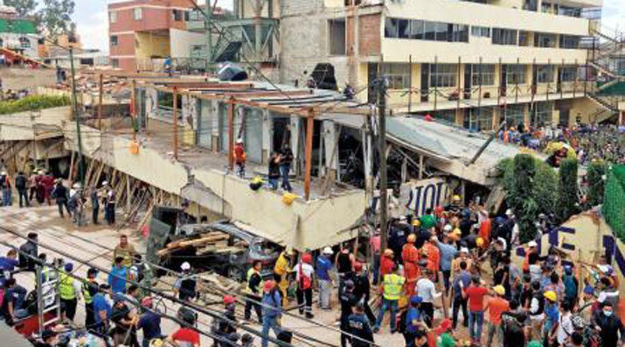 El derrumbe de una escuela dejoacute 25 muertos 21 son nintildeos