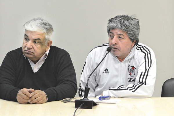 Preventiva por apuntildealar siete veces a su concubina docente 