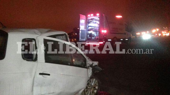 Ruta 34- Conductor de una camioneta murioacute al chocar con un micro