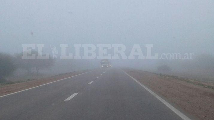 Manto de neblina cubre a la ciudad de Antildeatuya