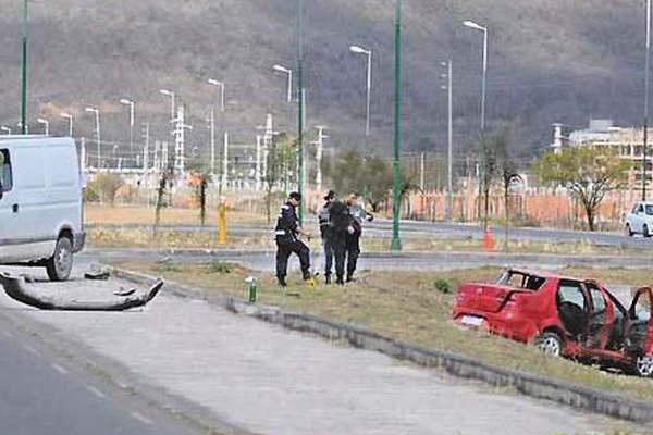 Una nintildea de 5 antildeos que viajaba con sus abuelos murioacute en violento choque