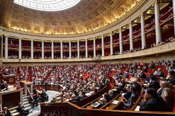 La derecha francesa ganoacute maacutes poder en el Senado seguacuten los primeros datos 