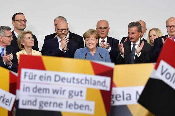 Ganoacute Merkel y los neonazis celebran el ingreso al Parlamento