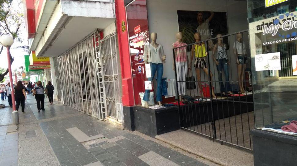 Hoy los empleados de comercio festejan su diacutea y los negocios estaraacuten cerrados