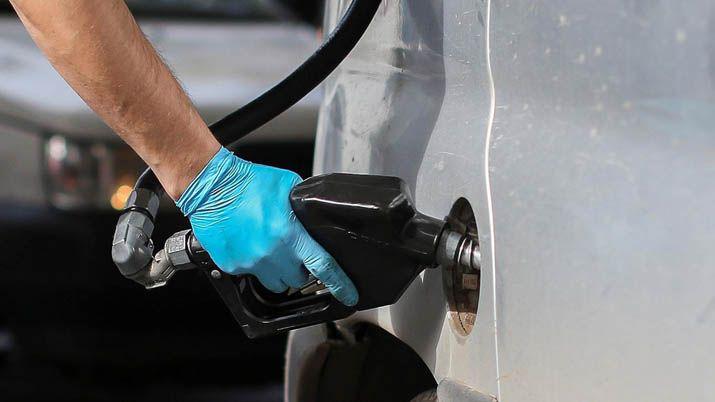 A partir de octubre se libera el precio de la nafta