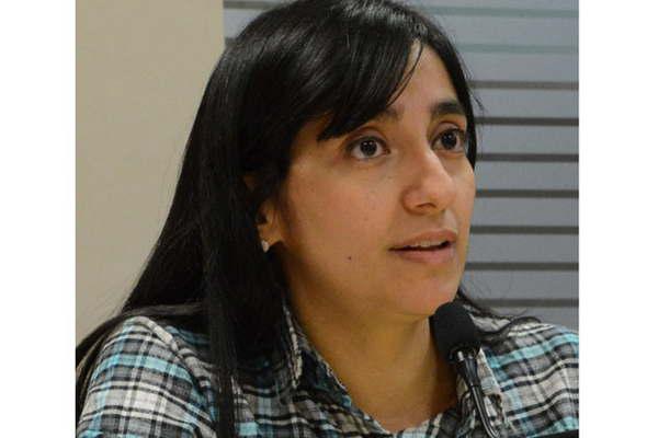 Tres antildeos de prisioacuten por quemar con agua caliente a su esposa