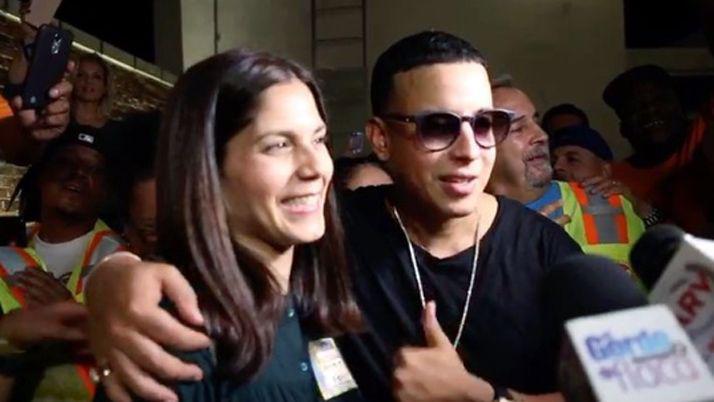 Daddy Yankee juntoacute donaciones con sus fans por Puerto Rico