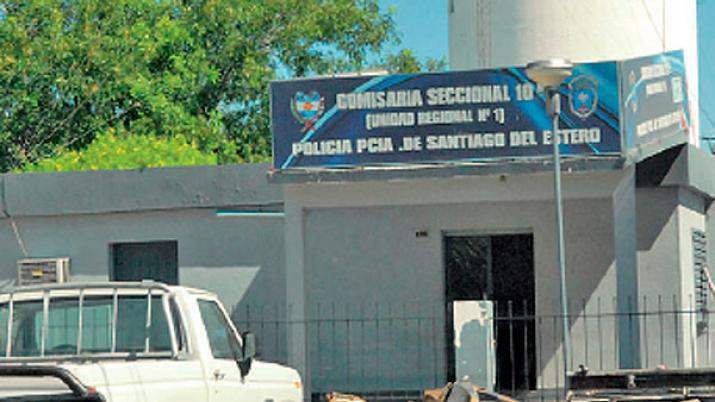 Lo desmayaron de botellazo y le robaron la moto