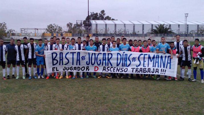 Basta de jugar diacuteas de semana- singular protesta en la D