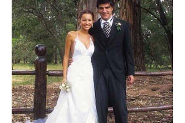 Pampita reveloacute la trama secreta de su mediaacutetico divorcio de Barrantes