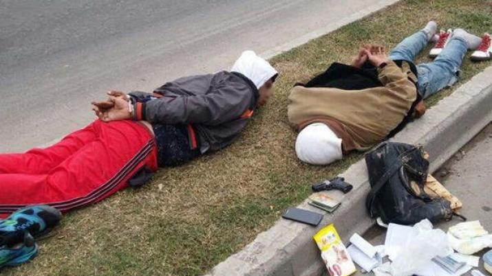 Hermanos con pedido de captura fueron atrapados con estupefacientes y armas