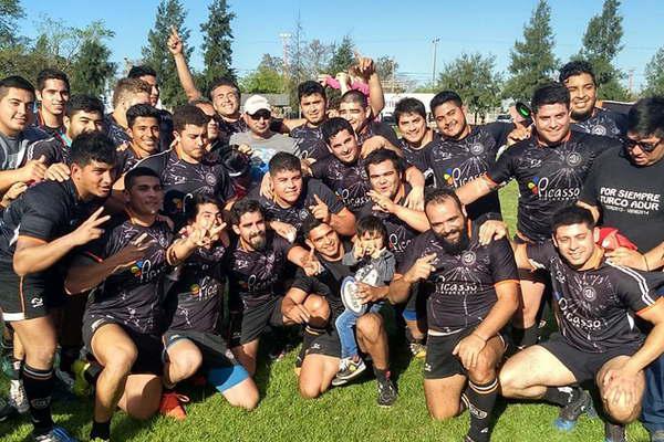 Oliacutempico B ganoacute y  se quedoacute con el tiacutetulo 