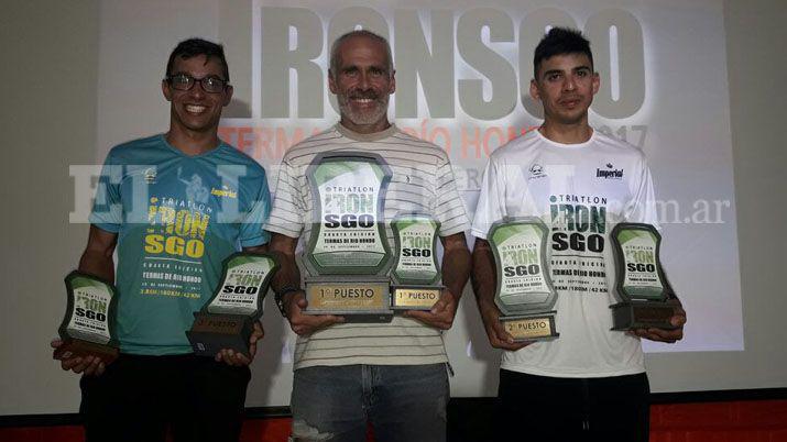 Se disputoacute en Las Termas el desafiacuteo de triatloacuten ldquoIron Santiago 2017rdquo