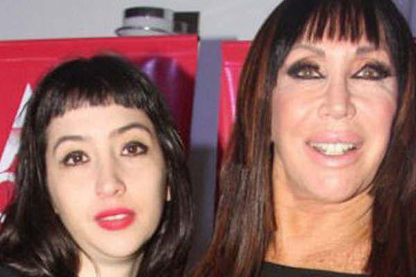 Moria Casaacuten estaacute orgullosa de su hija Sofiacutea Gala