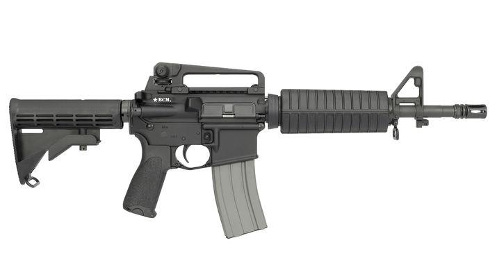 Hallaron 19 rifles y cientos de balas en la habitacioacuten de Paddock